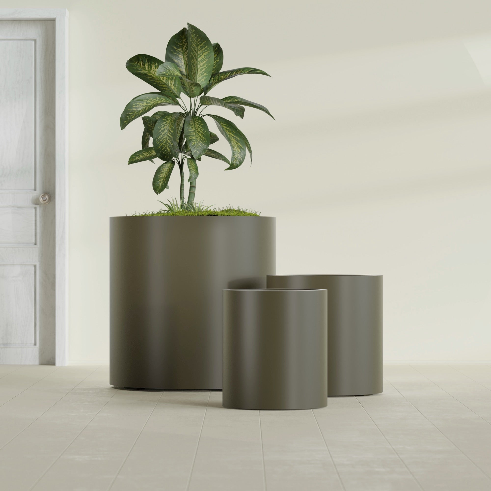 Rio Grande Large Round Fiberglass Planter - 30 in x 30 in x 32 in - Matte Bronze - Matte Bronze,30 in x 30 in x 32 in