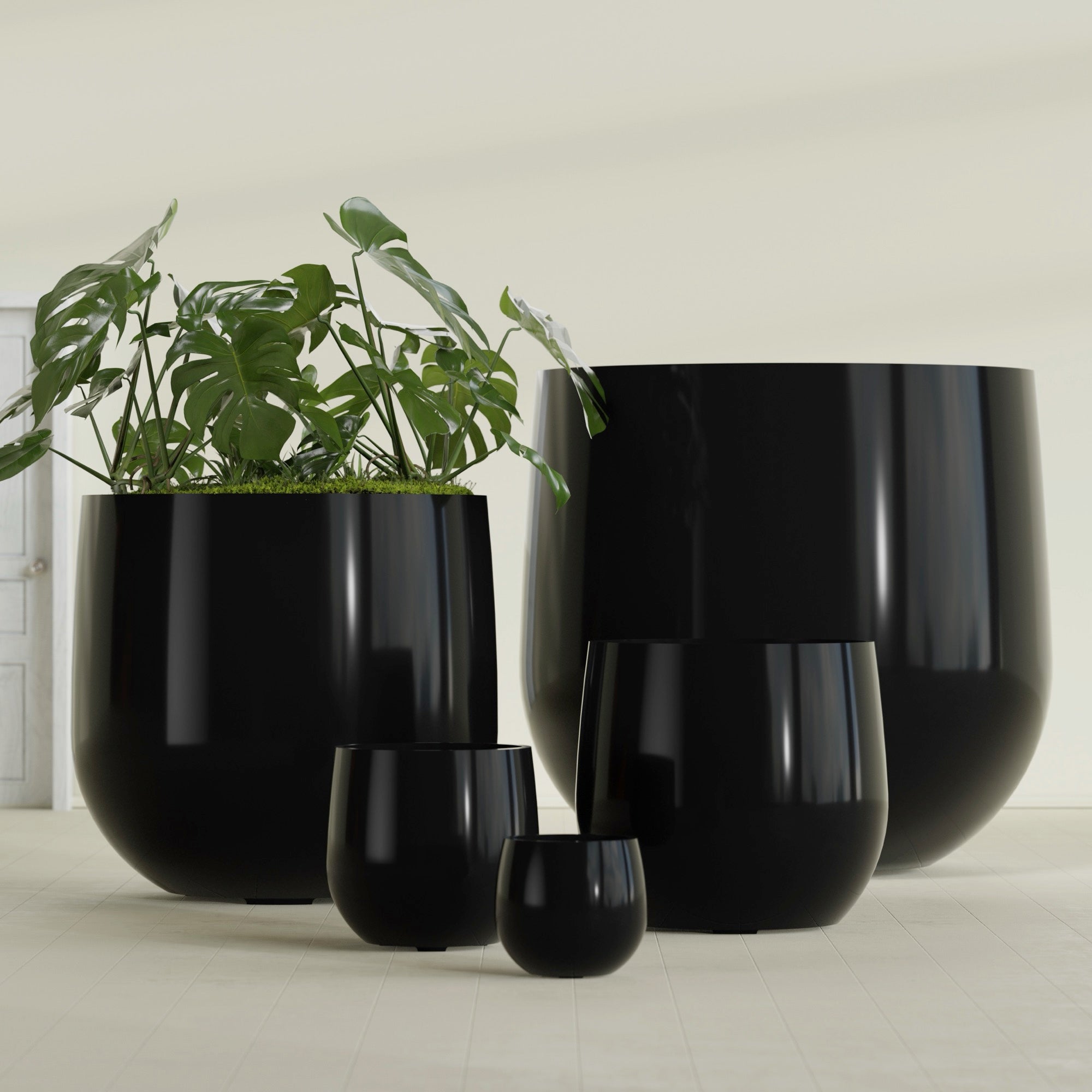 Westfield - 10in diam. x 9in - Gloss Black - Gloss Black,10 in diam. x 9 in H