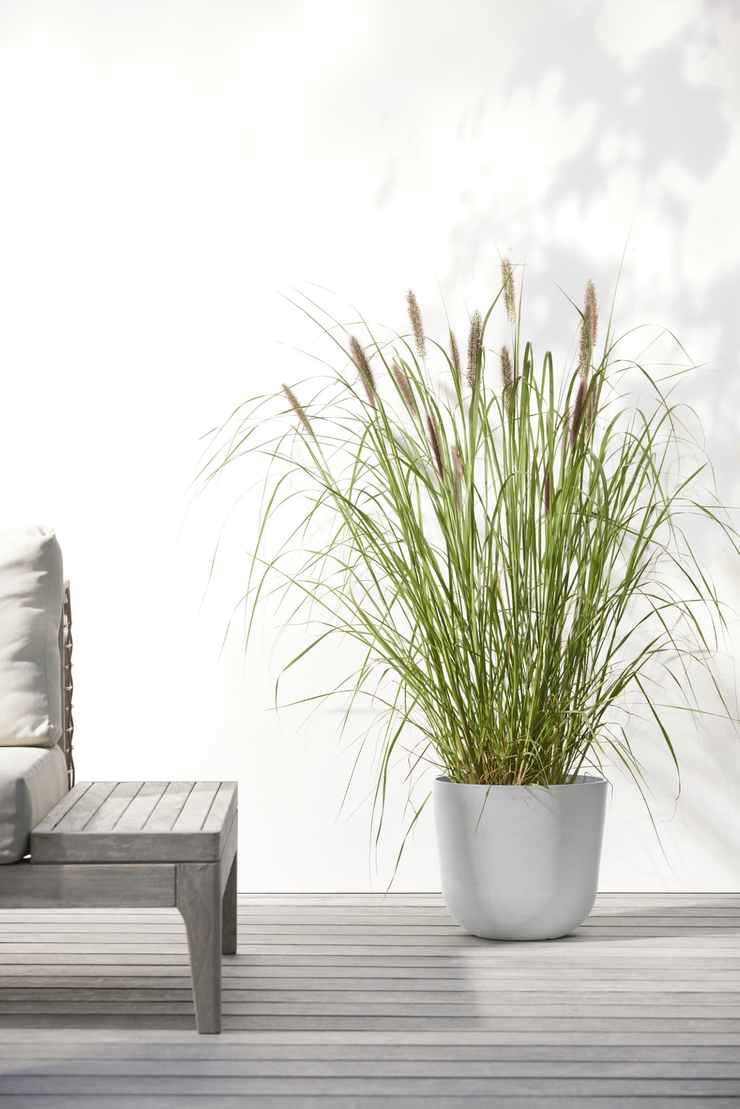 Oslo Small Round Planter - 9.8 in x 9.8 in x 8.5 in - White Grey - White Grey,9.75 in x 9.75 in x 8.5 in,Planter Only