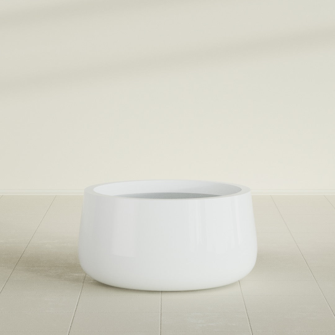 Short Hayden Medium Round Fiberglass Planter - 20 in x 20 in x 10 in - Matte White - Matte White,20 in x 20 in x 10 in
