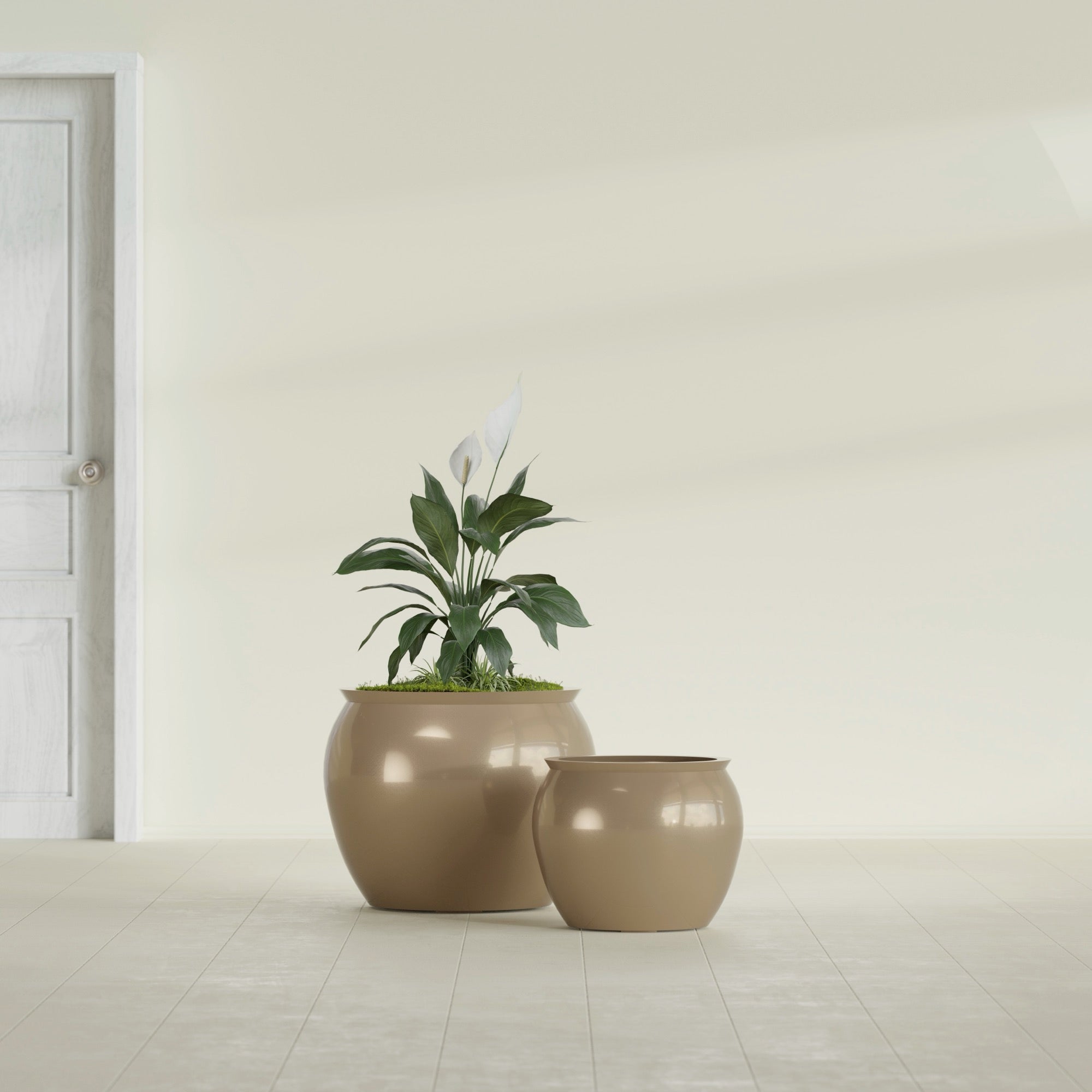 Fishbowl Medium Round Fiberglass Planter - 21.5 in x 21.5 in x 19 in - Metallic Gold - Metallic Gold,21.5 in x 21.5 in x 19 in