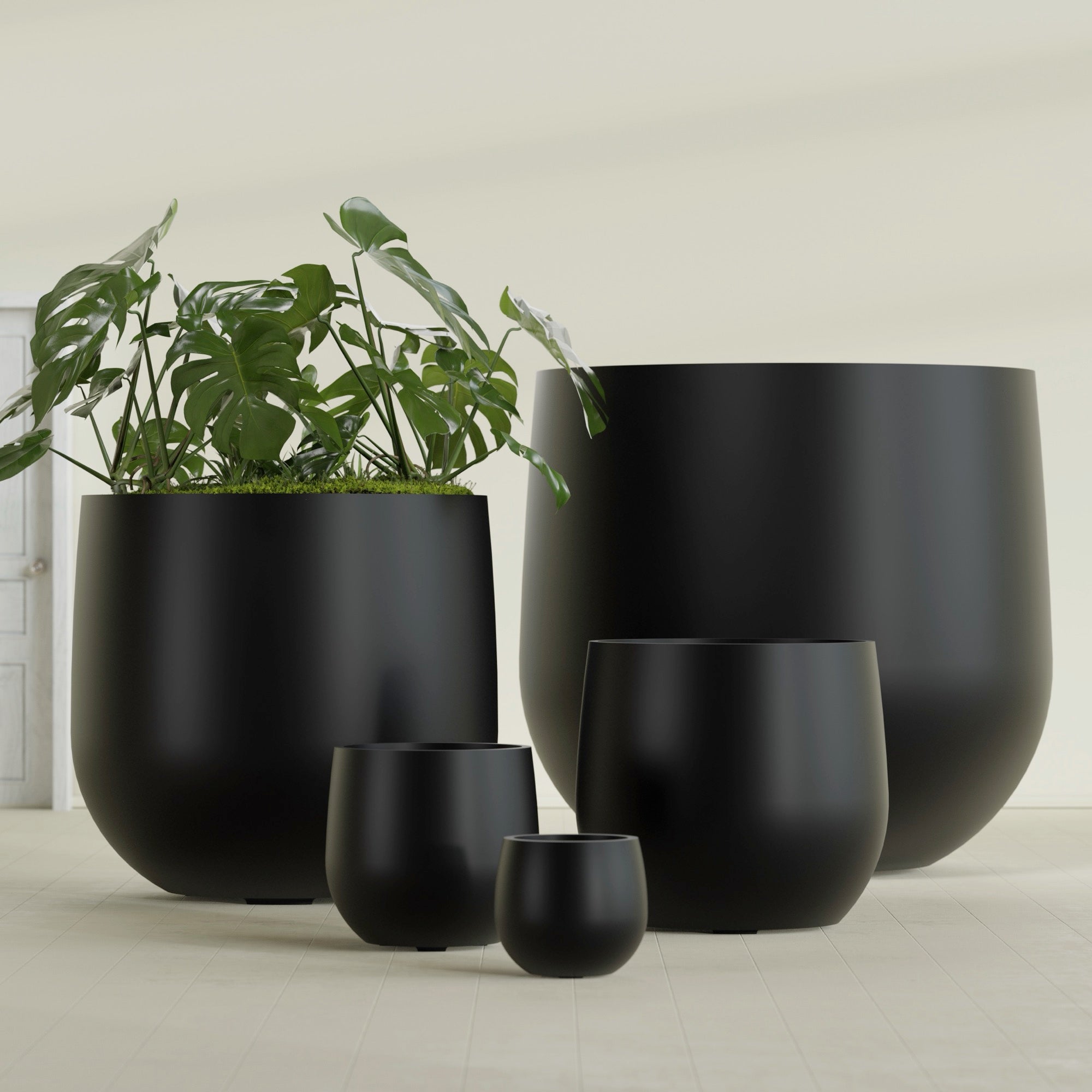 Westfield - 15in diam. x 14in - Matte Black - Matte Black,38 in diam. x 36 in H