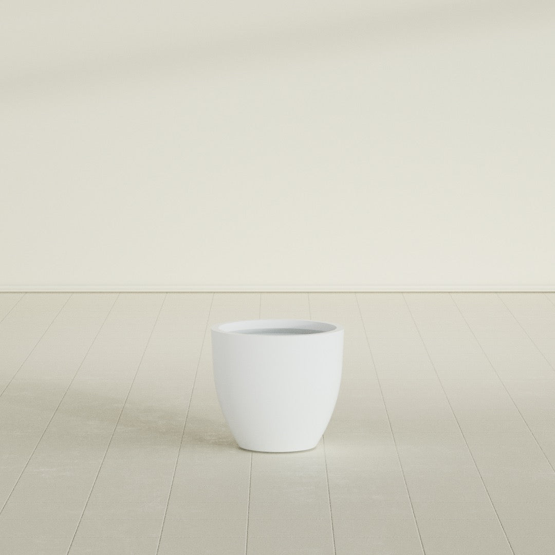 Wannsee Medium Round Fiberglass Planter - 22 in x 22 in x 19 in - Matte White - Matte White,22 in x 22 in x 19 in