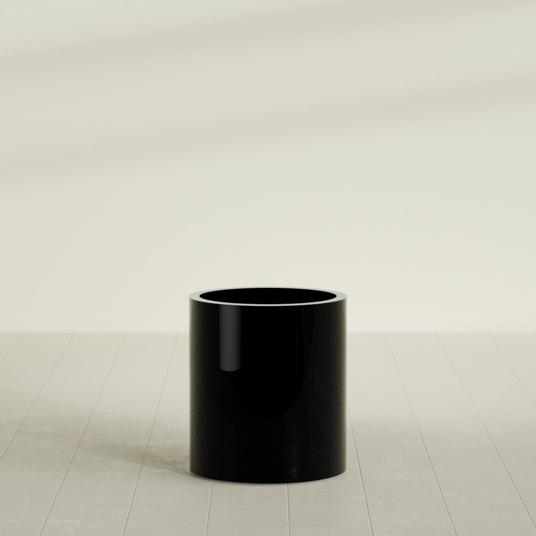 Rio Grande Medium Round Fiberglass Planter - 18 in x 18 in x 20 in - Gloss Black - Gloss Black,18 in x 18 in x 20 in